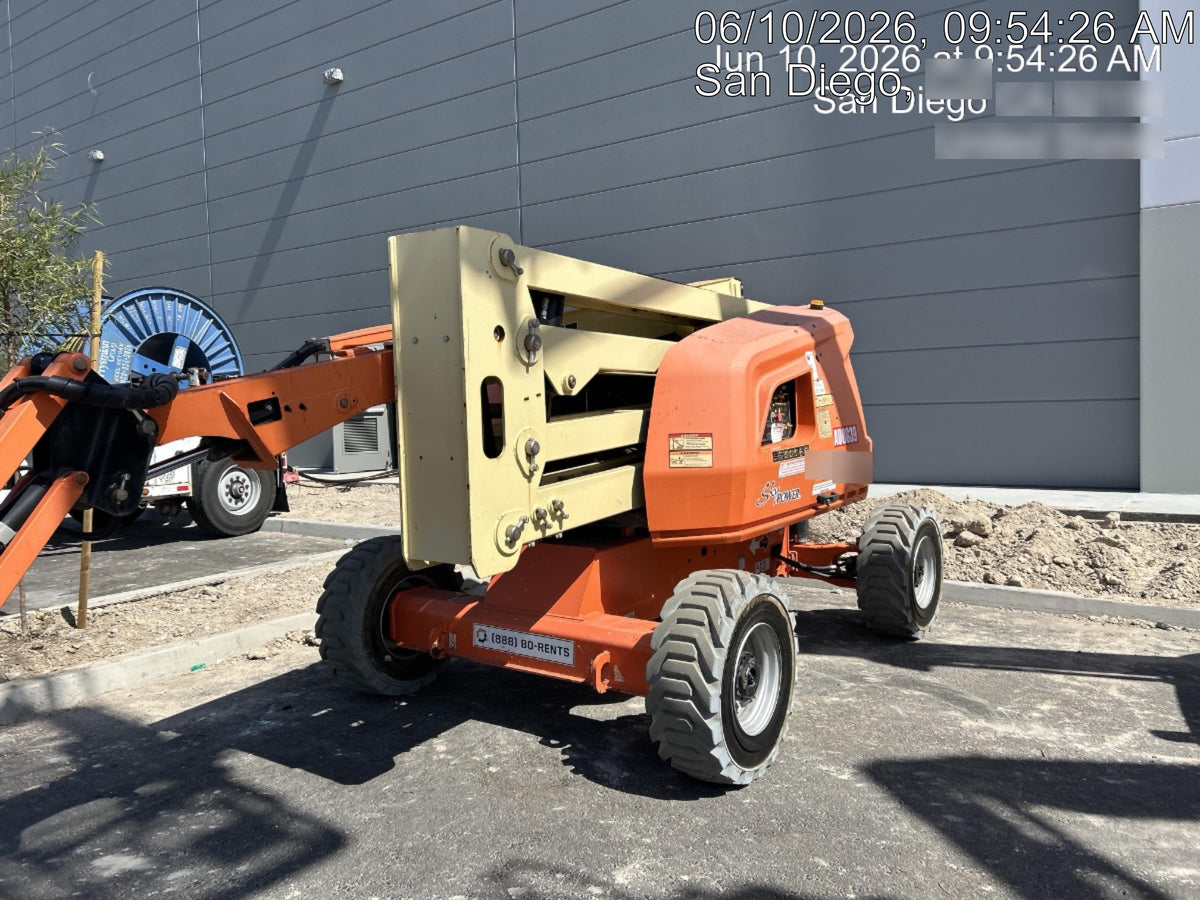 2020 JLG 450AJ