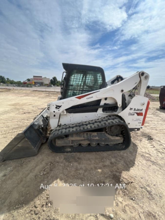2021 BOBCAT T740