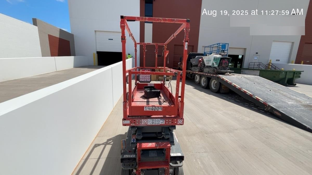 2021 SKYJACK SJ3219