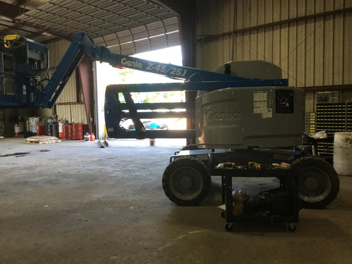 2017 GENIE Z-45/25