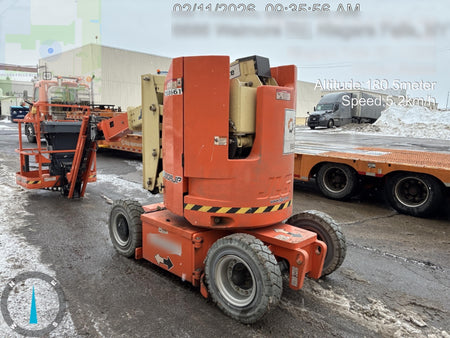 2022 JLG E300AJP
