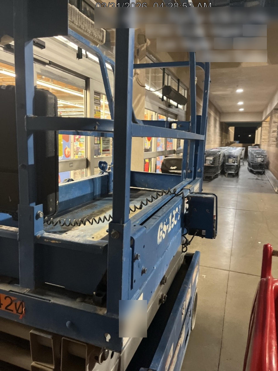2019 Genie GS-1930 Half Height Swing Gate, 800W Inverter
