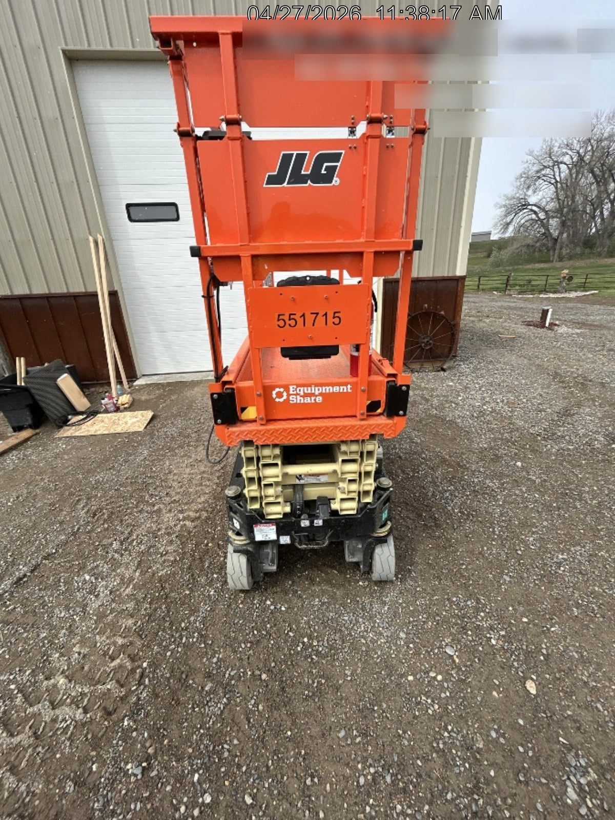 2025 JLG ES1932