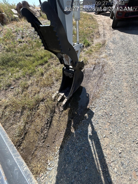 2025 TAKEUCHI TB235-2CR