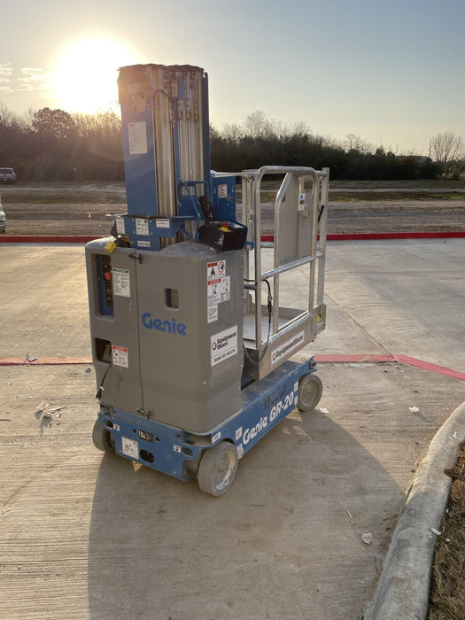 2021 GENIE GR-20