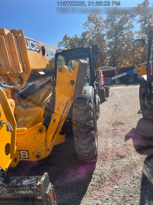 2020 JCB 510-56 Cab/Heat/Air, Solid Tires, Work Lights, Beacon, Aux Hydraulics, Back up Alarm, Lifting Eye, ES Decals