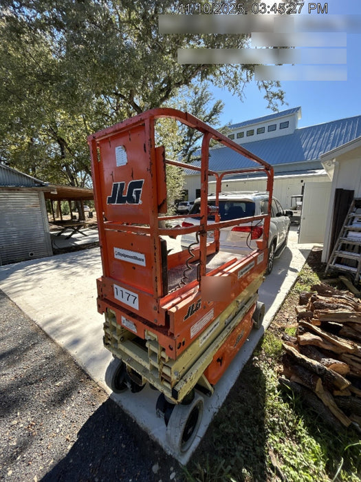 2016 JLG 1930ES