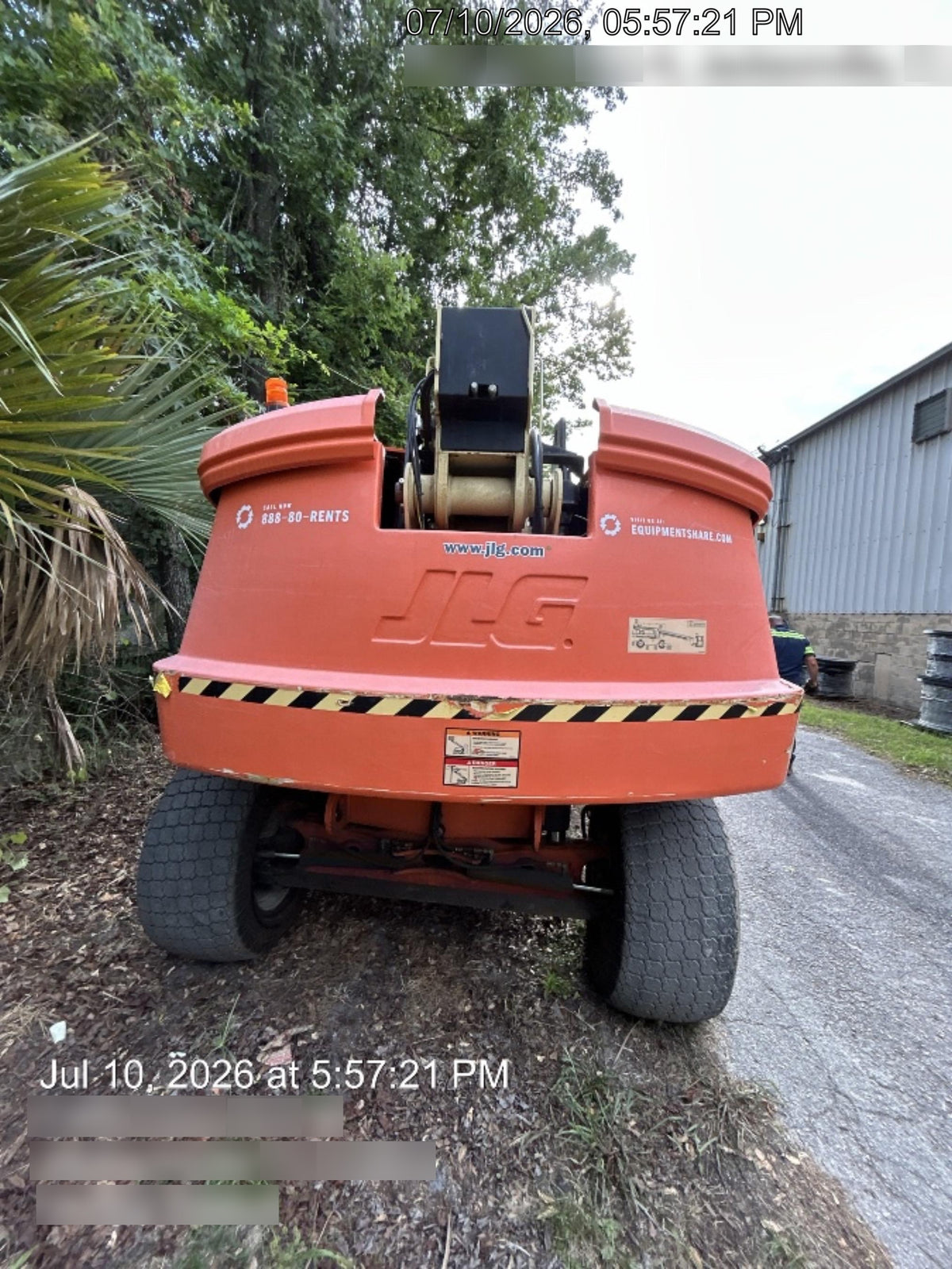 2022 JLG 660SJ