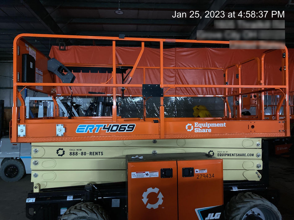 2022 JLG ERT4069