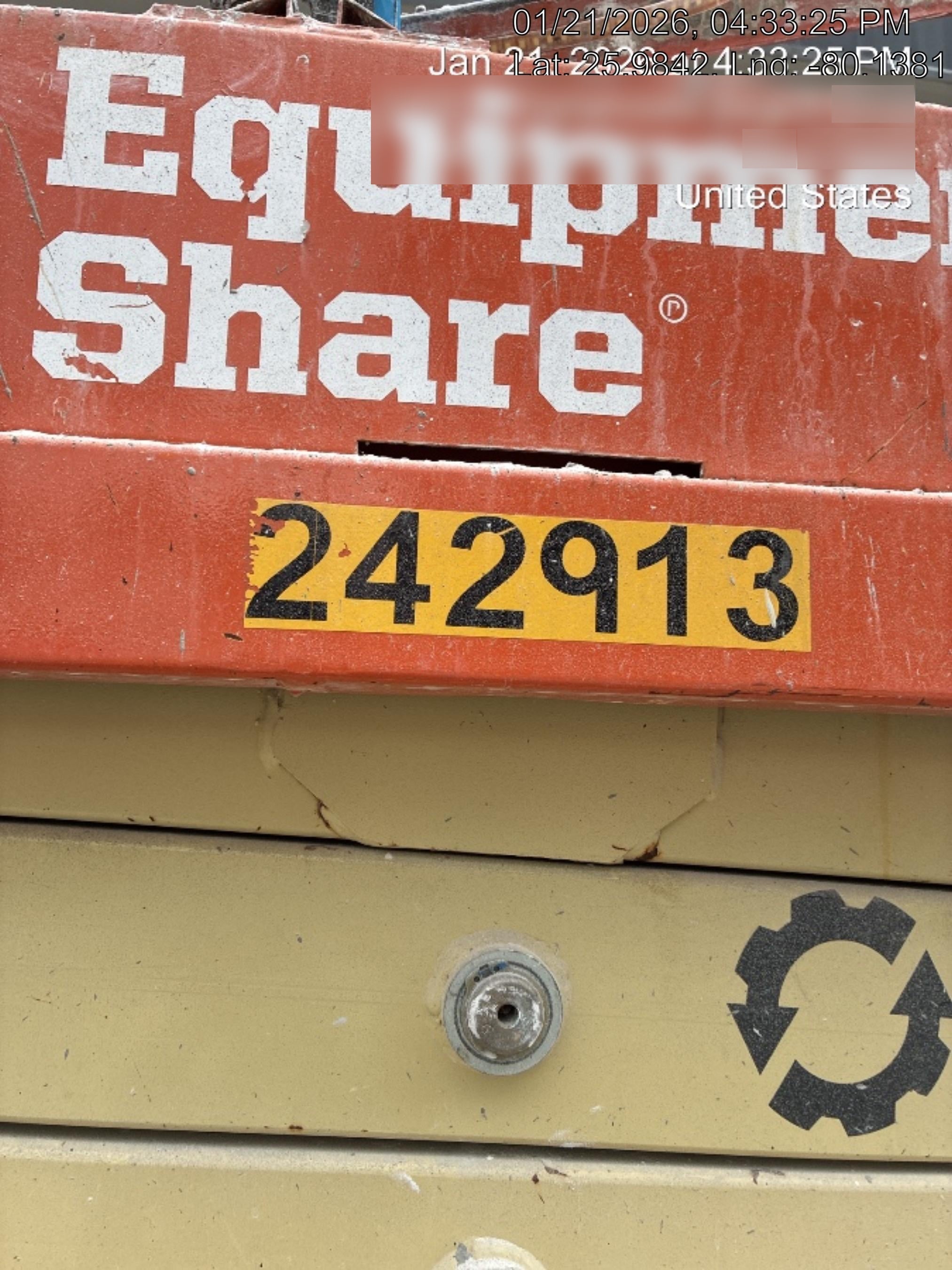 2022 JLG ES2632