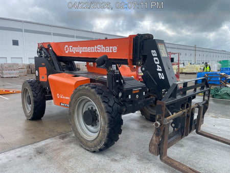 2023 SKYTRAK 8042