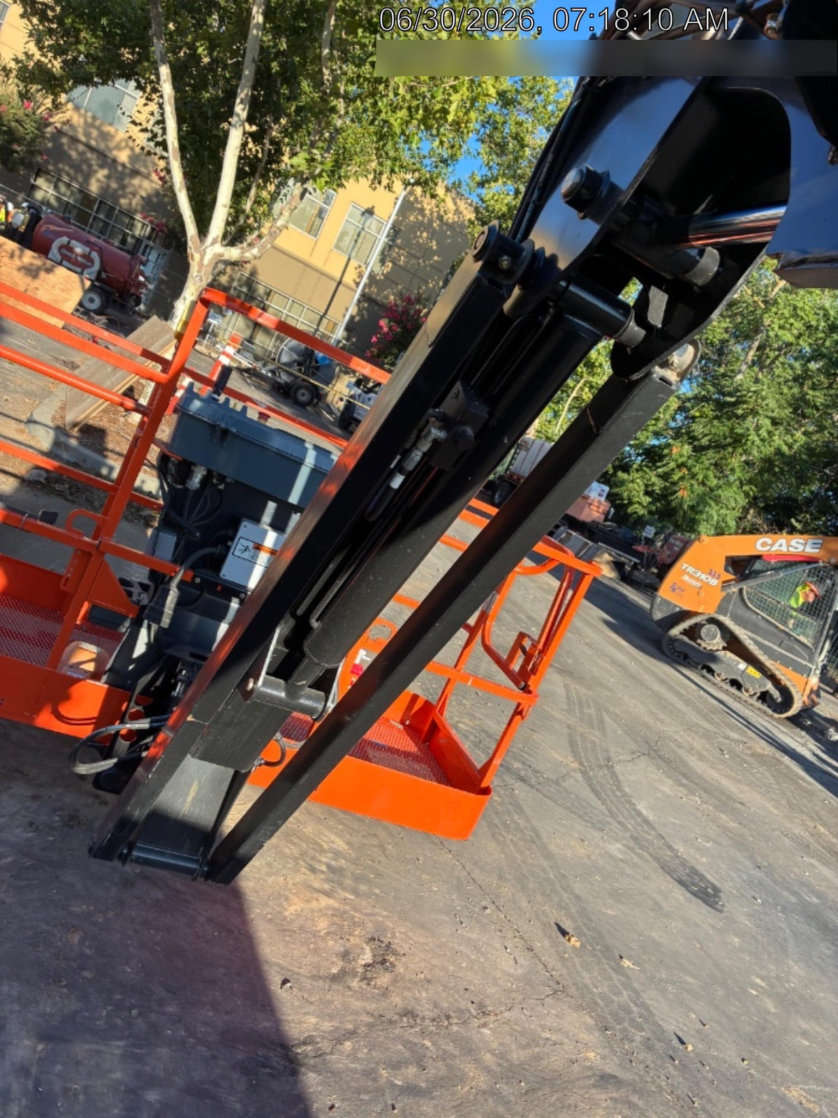 2025 JLG 460SJ