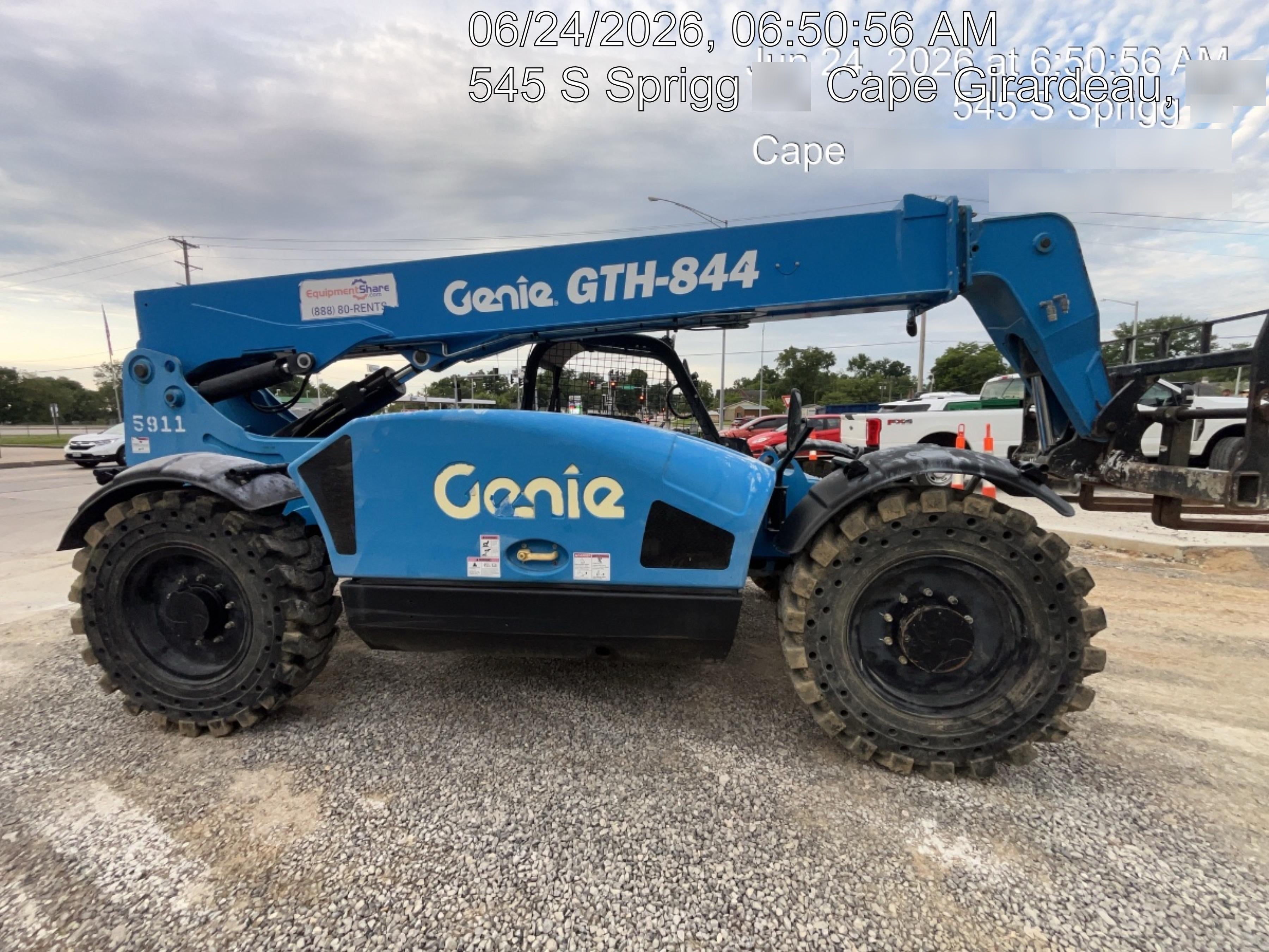 2017 Genie GTH-844 Genie GTH-844, Solid Tires, 60" carriage/forks, Open ROPS, Work Lights