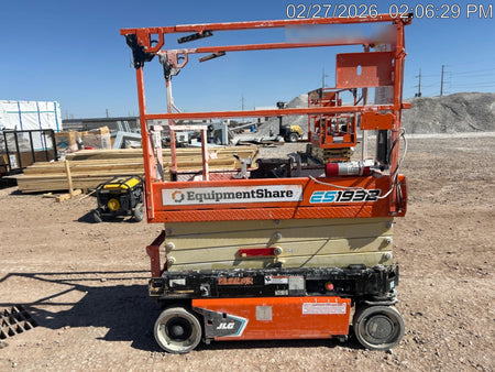 2022 JLG ES1932