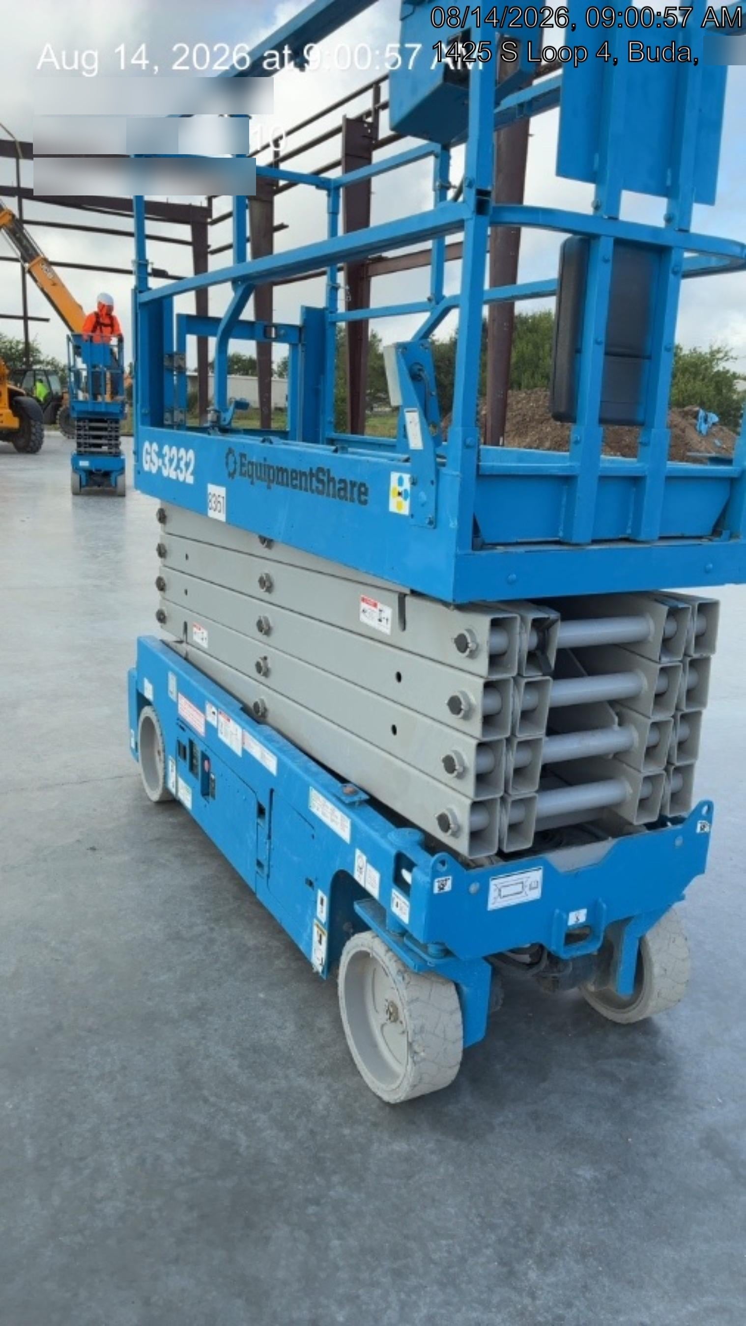 2018 Genie GS-3232 Genie GS3232 Lift w/Folding Rails and Swing Gate