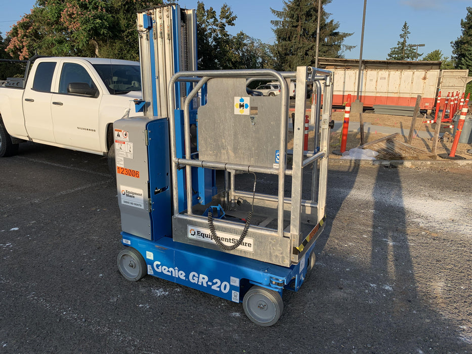 2020 GENIE GR-20