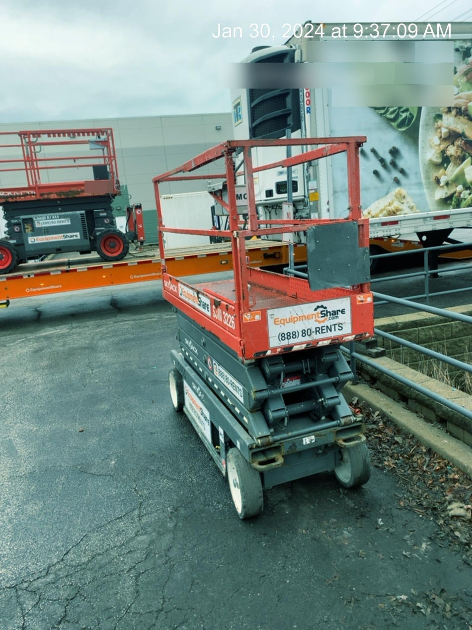 2018 Skyjack SJIII-3226 Skyjack SJIII3226 Scissor Lift w/Trojan Batteries