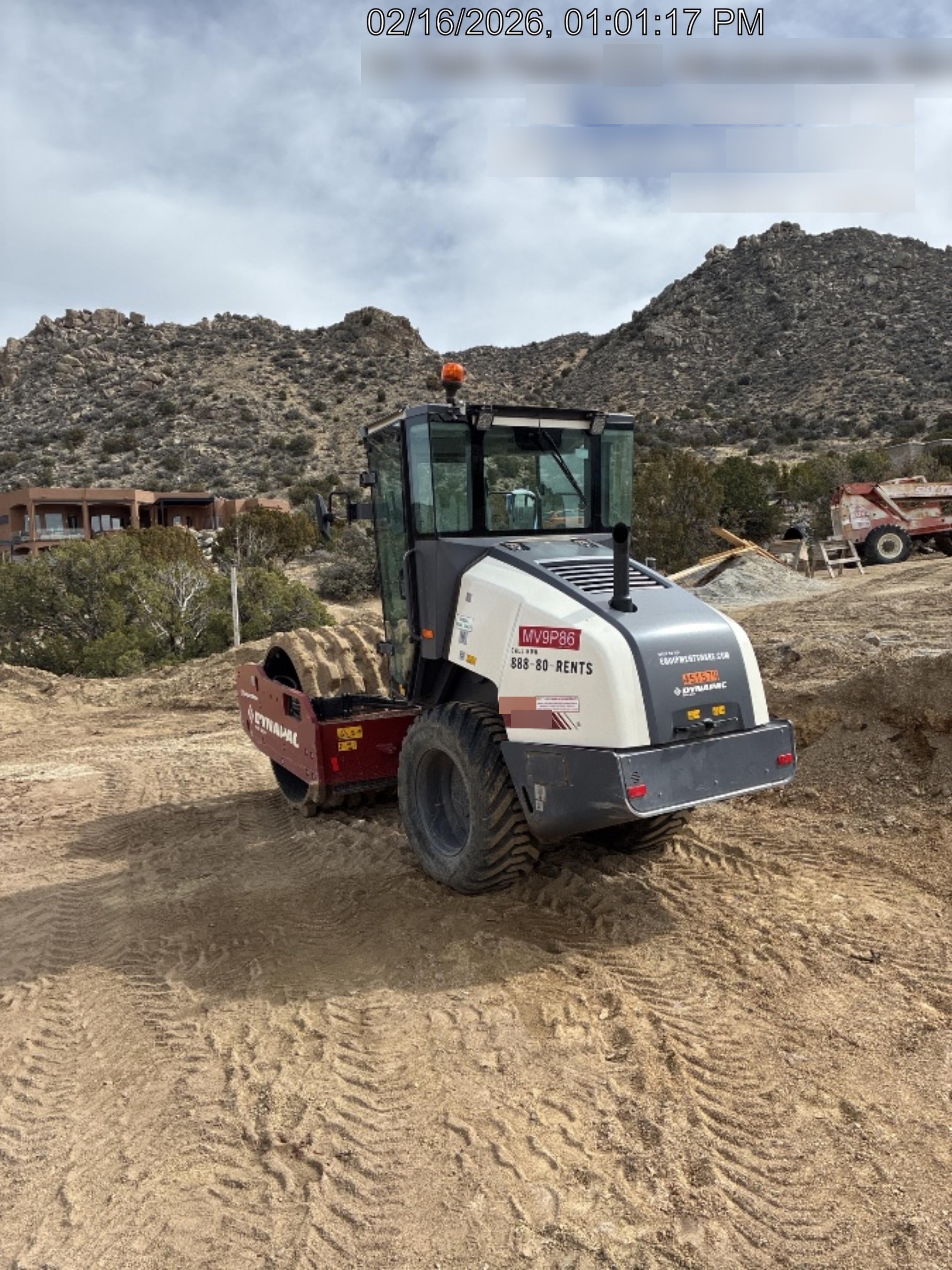 2024 DYNAPAC CA1400D