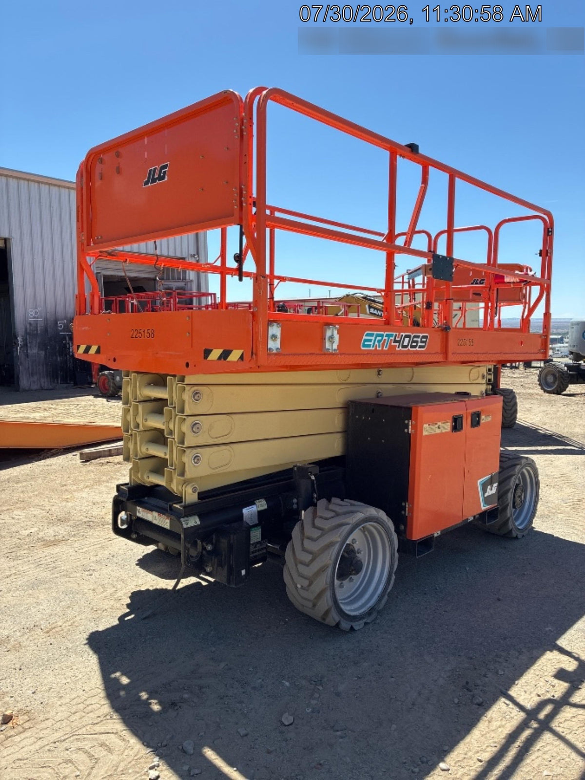 2022 JLG ERT4069