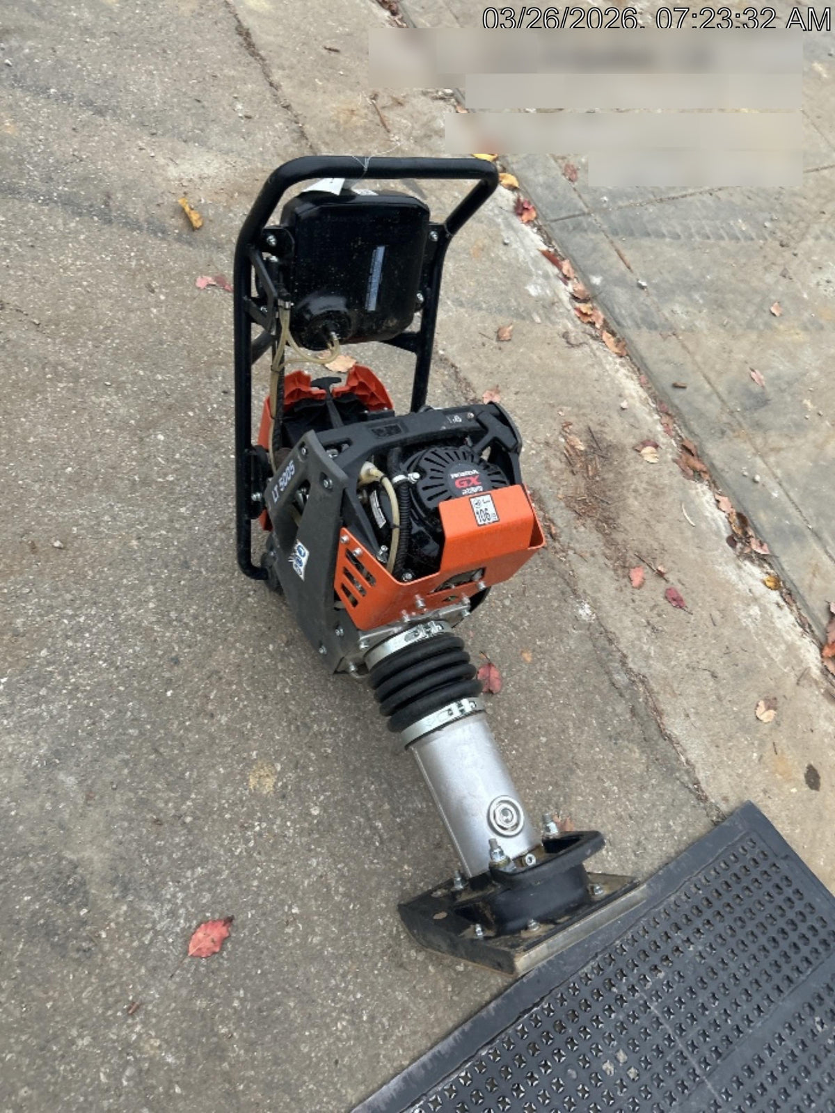 2025 HUSQVARNA LT5005