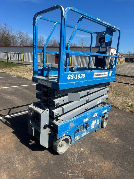 2019 Genie GS-1930 Fixed rails with chain Entry