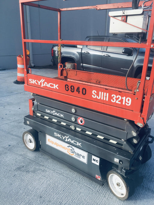 2018 SKYJACK SJIII-3219