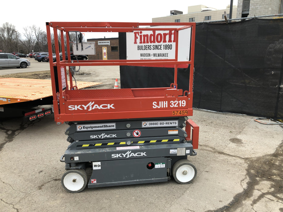 2018 Skyjack SJIII-3219 Standard Rental Specs