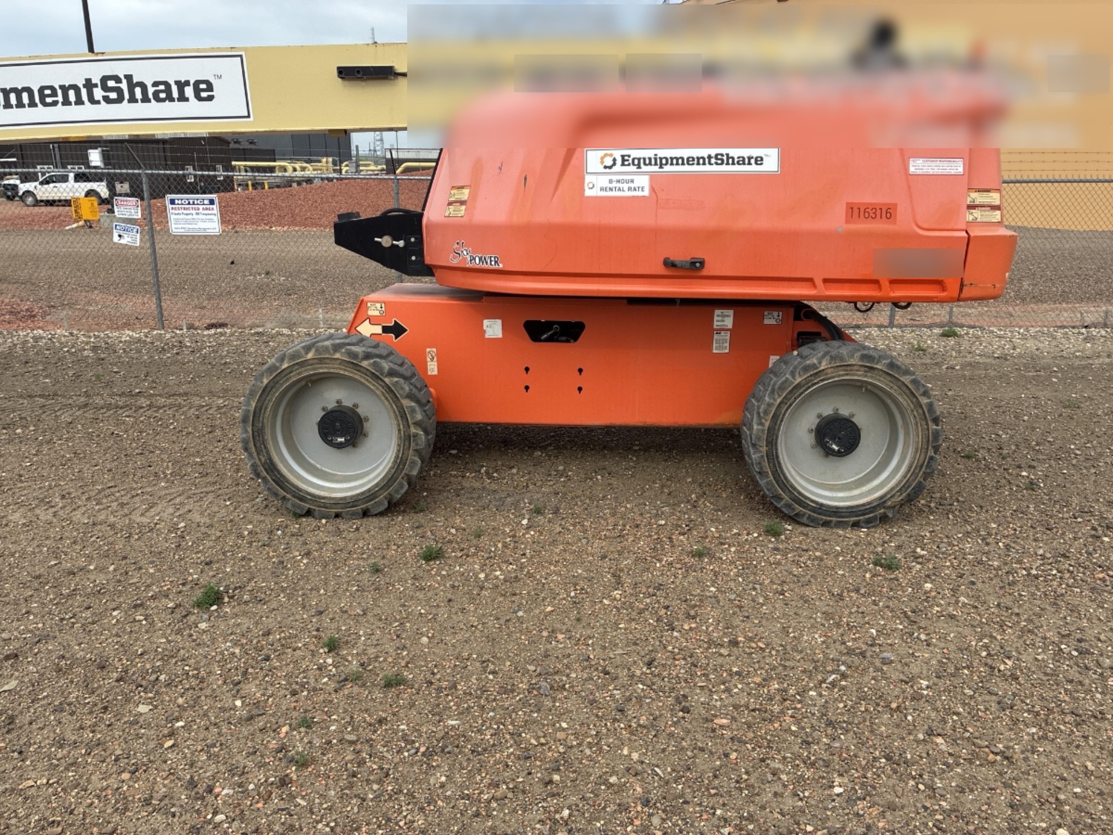 2021 JLG 660SJ
