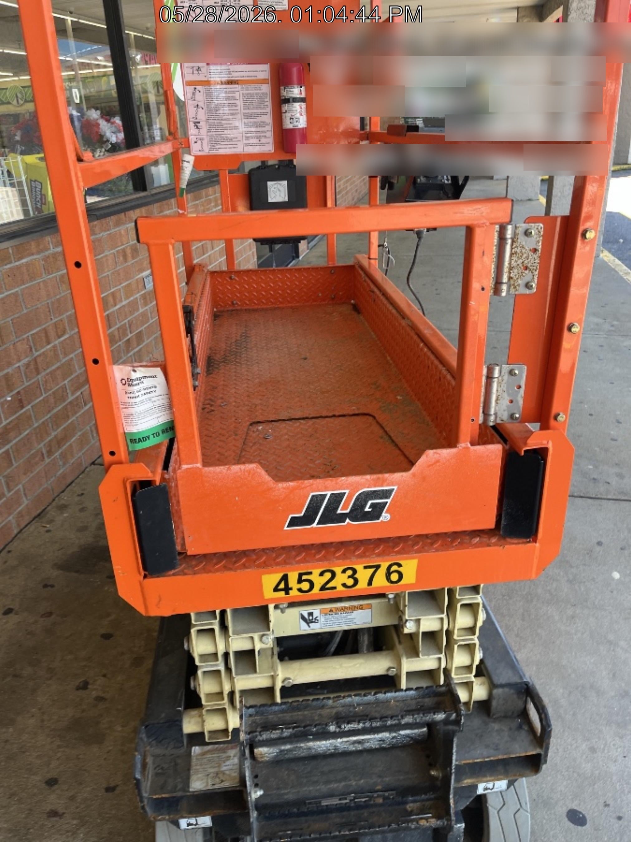 2024 JLG ES1932
