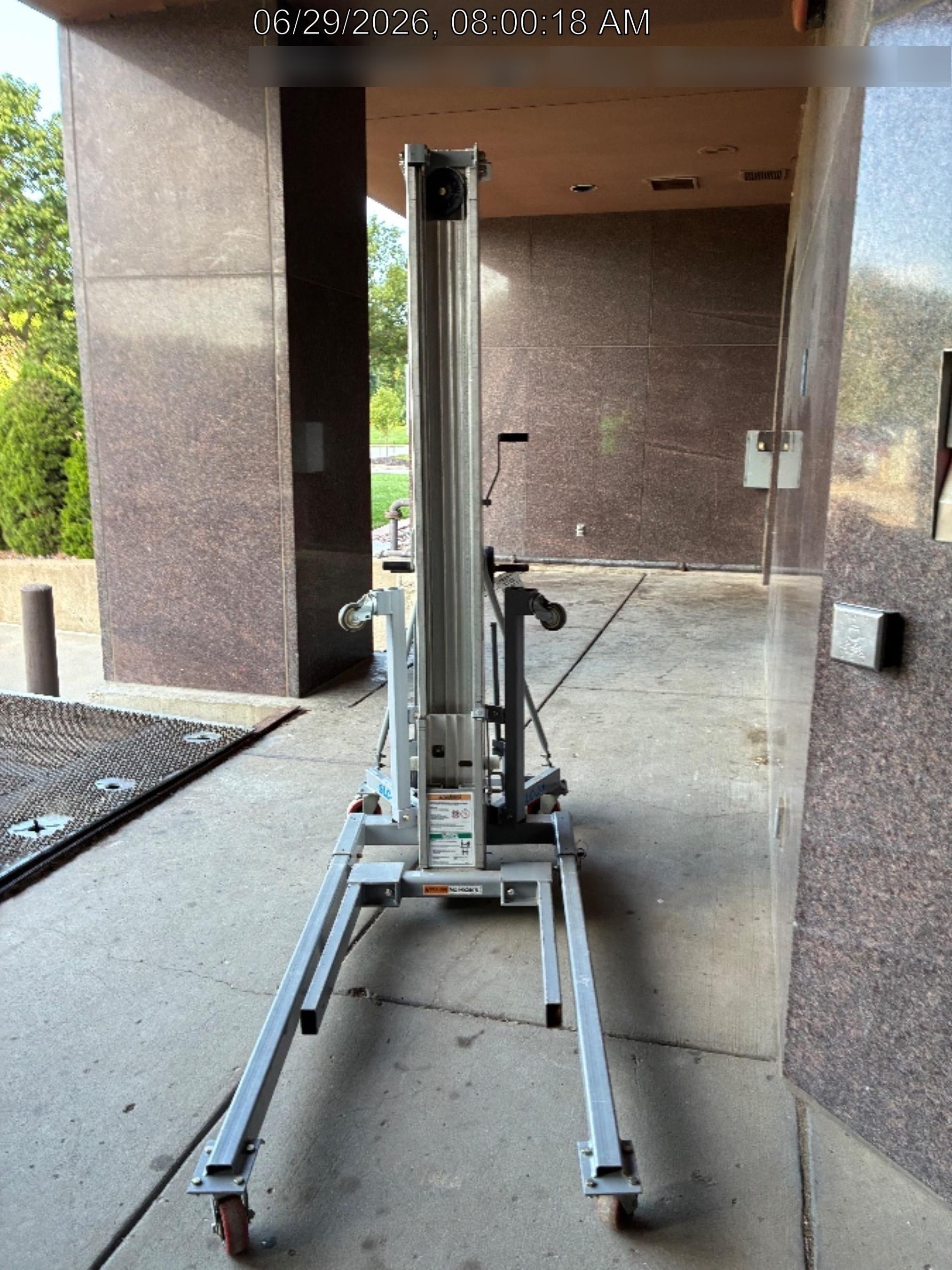 2020 GENIE SLC-24