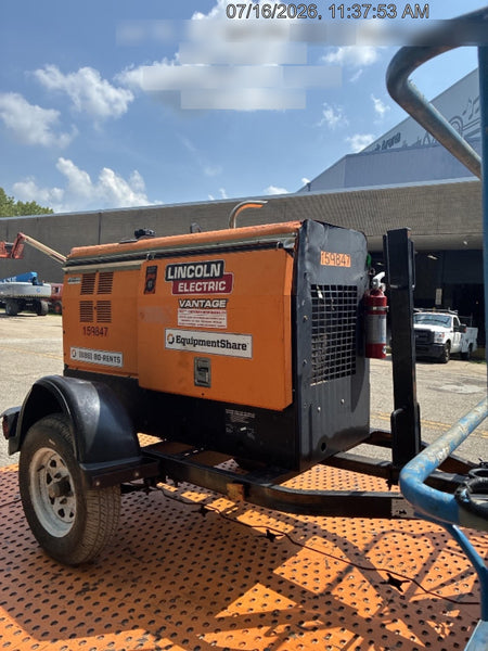 2021 Lincoln Electric Vantage 322 Vantage 322 Ready Pak 3 w/ Decals, ORANGE (includes trailer, cable rack, fender light kit) NO Telematics