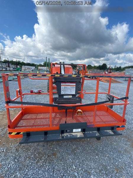 2021 JLG 400S