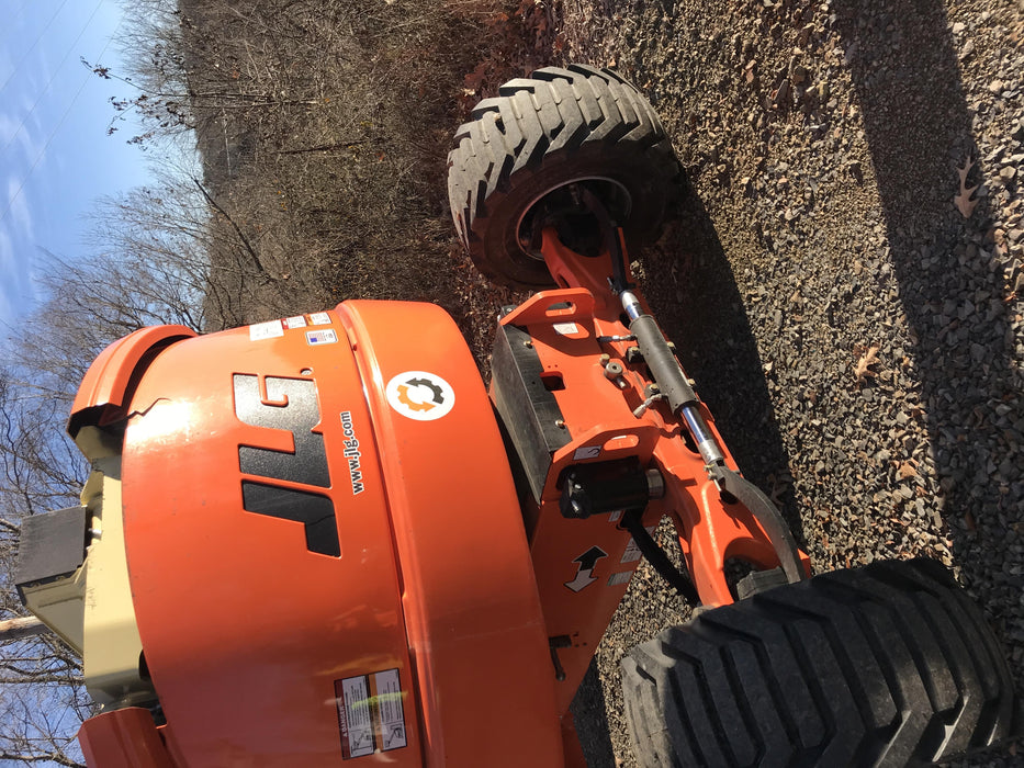 2019 JLG 450AJ