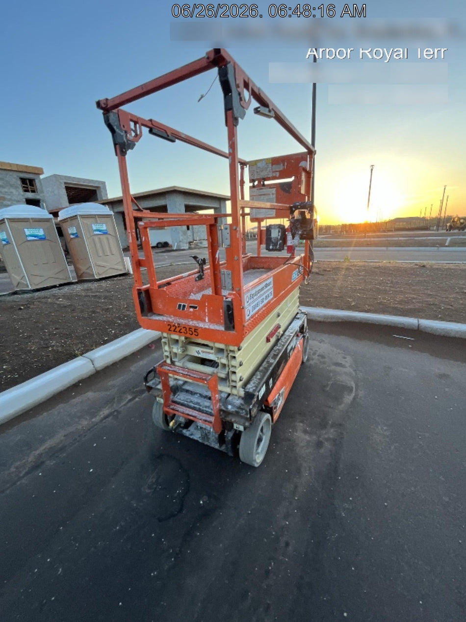 2022 JLG ES1932
