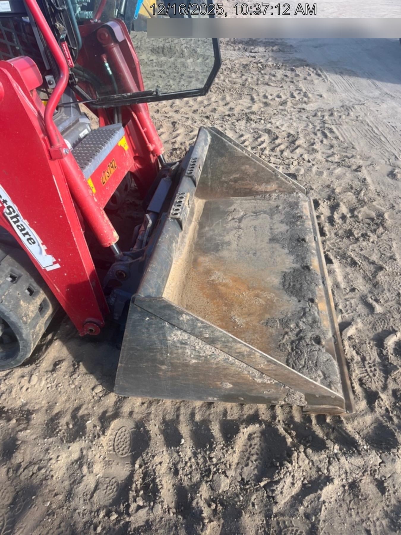 2022 TAKEUCHI TL6CR