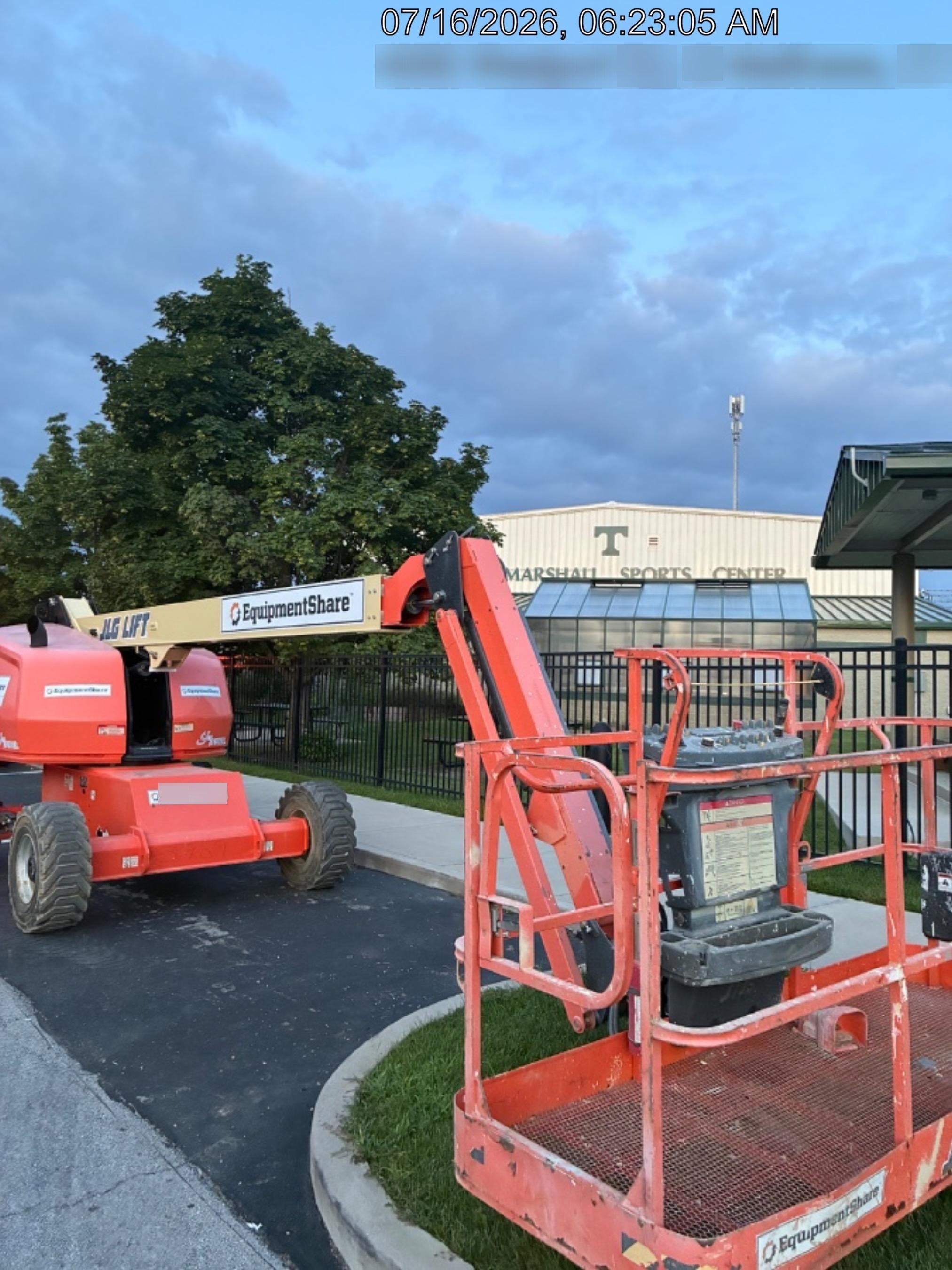 2022 JLG 460SJ