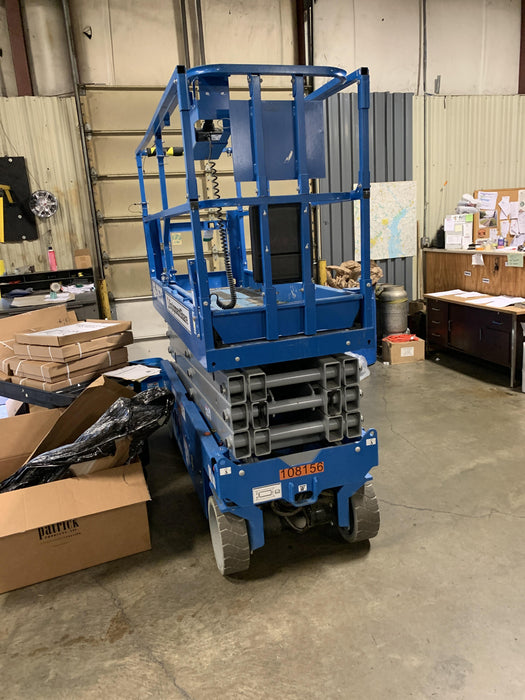 2020 Genie GS-2632 Solid NM Tires, Folding Rails with Half-Height Swing Gate, Beacon