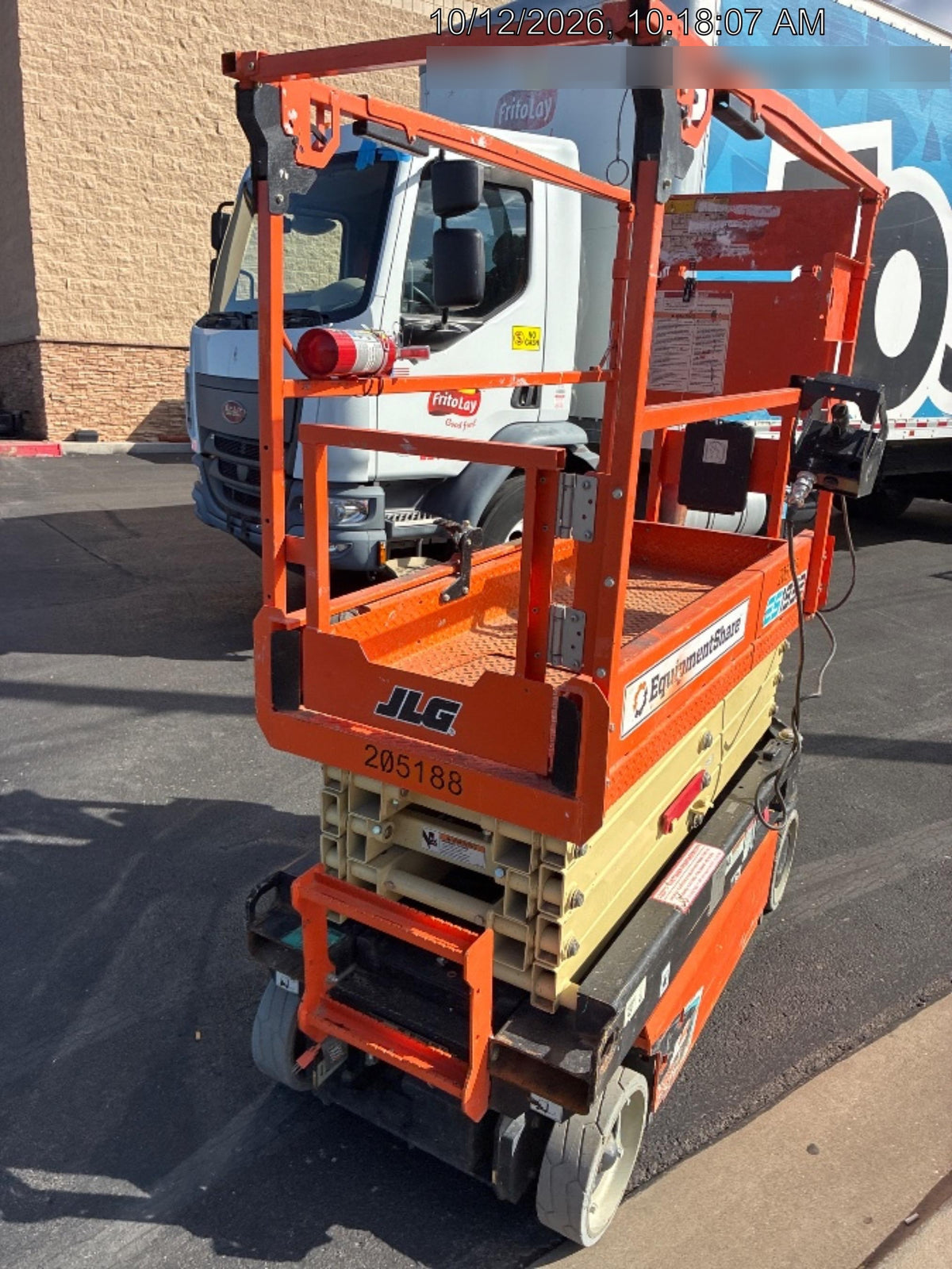 2022 JLG ES1932