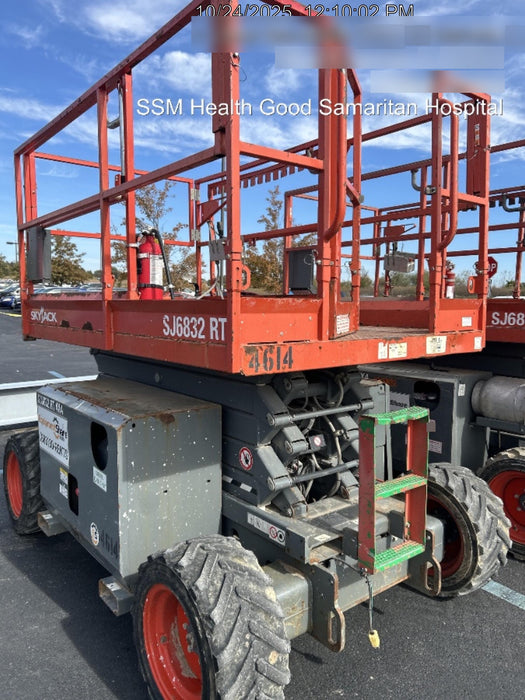 2017 SKYJACK SJ6832 RT