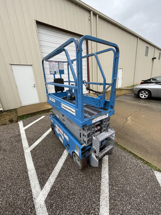 2019 Genie GS-1930 Fixed rails with chain Entry