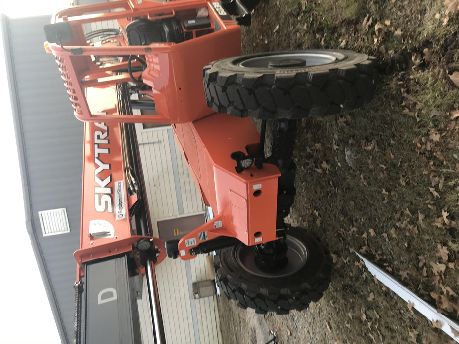 2019 Skytrak 6036 Canopy, Solid Tires, LED Work Lights, Beacon 50" Carriage, 48" Pallet Forks