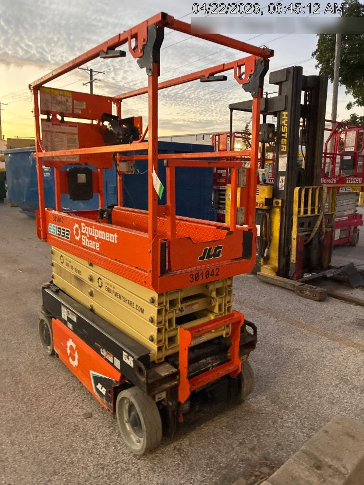 2023 JLG ES1932