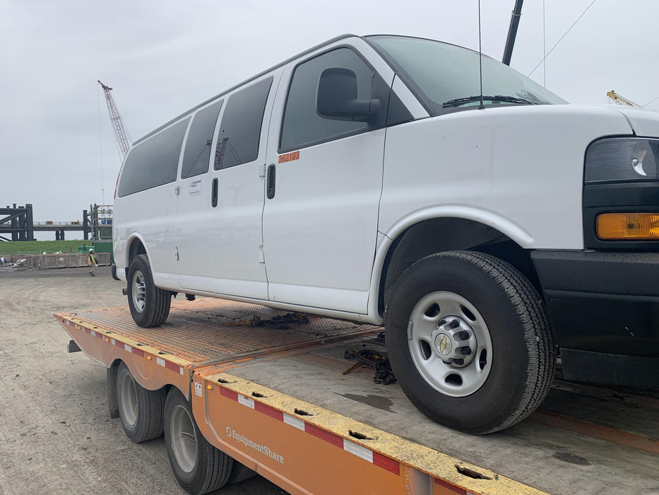 2023 CHEVROLET Express Van - Rental