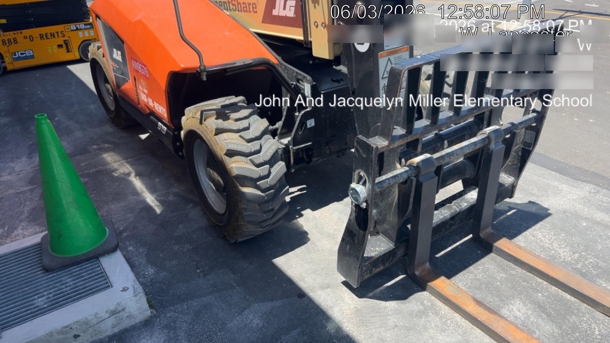 2025 JLG 519