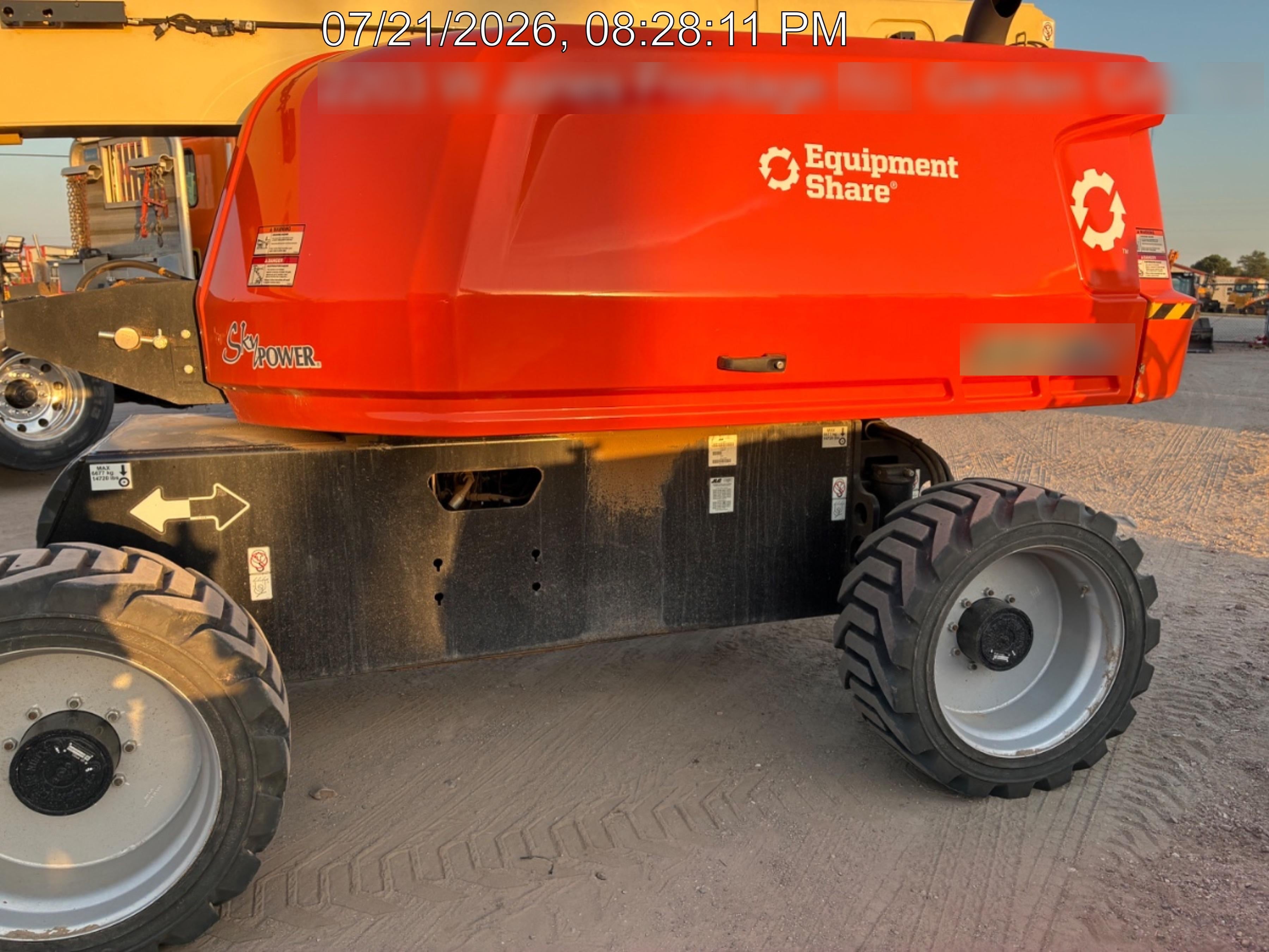 2025 JLG 660SJ