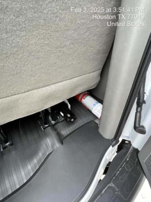 2025 CHEVROLET Express Van - Rental