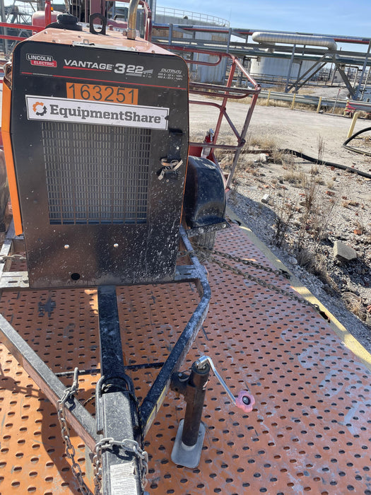 2021 Lincoln Electric Vantage 322 Vantage 322 Ready Pak 3 w/ Decals, ORANGE (includes trailer, cable rack, fender light kit) NO Telematics