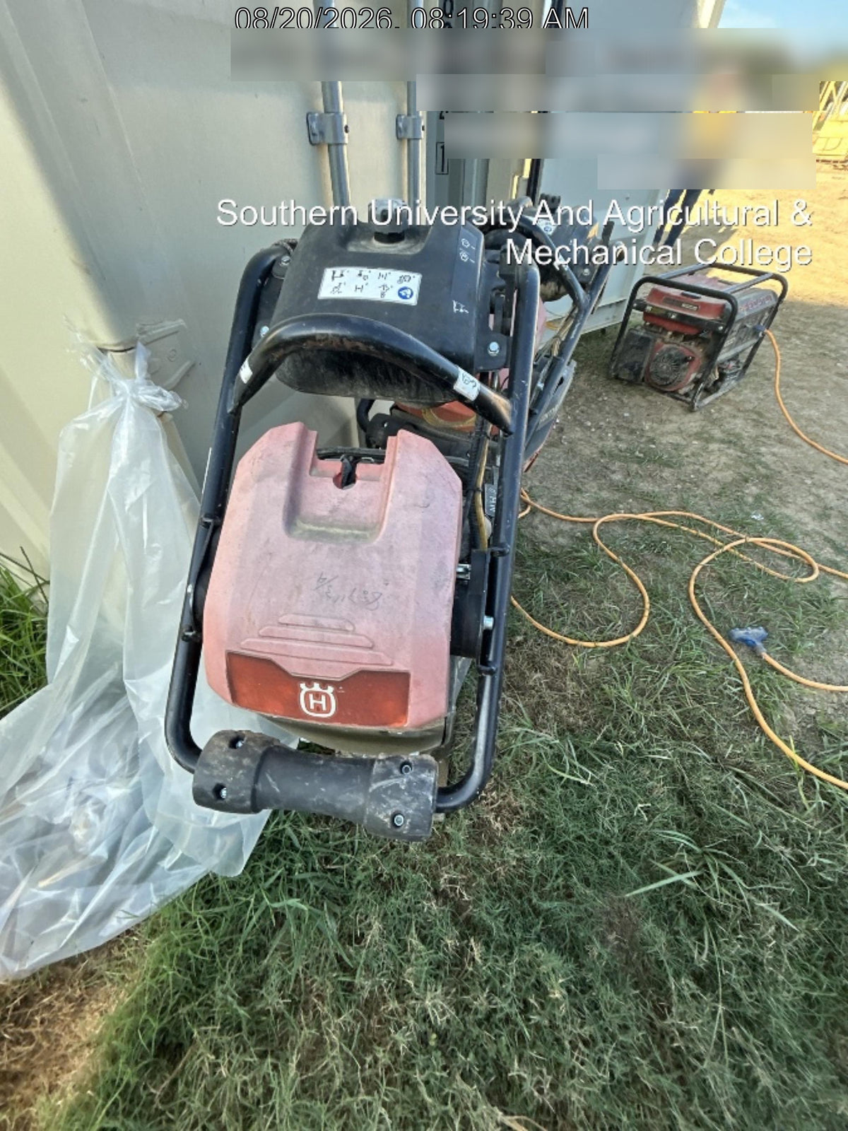 2025 HUSQVARNA LT6005