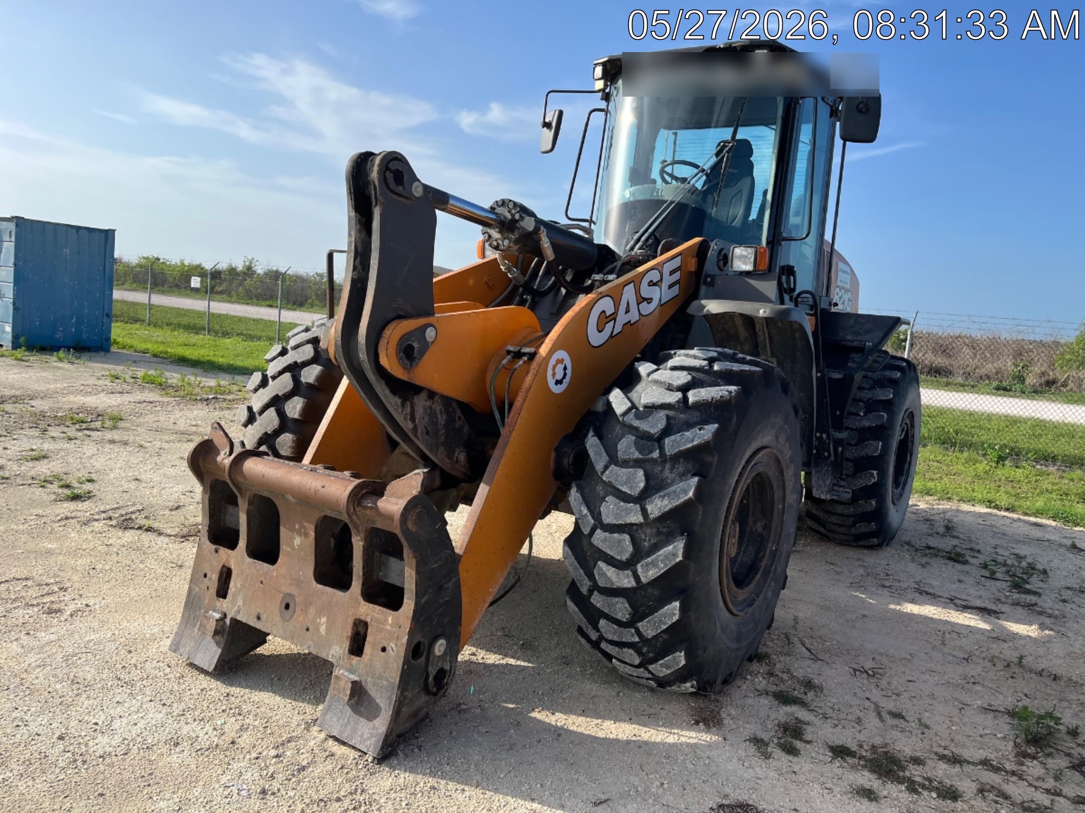 2023 CASE 821G