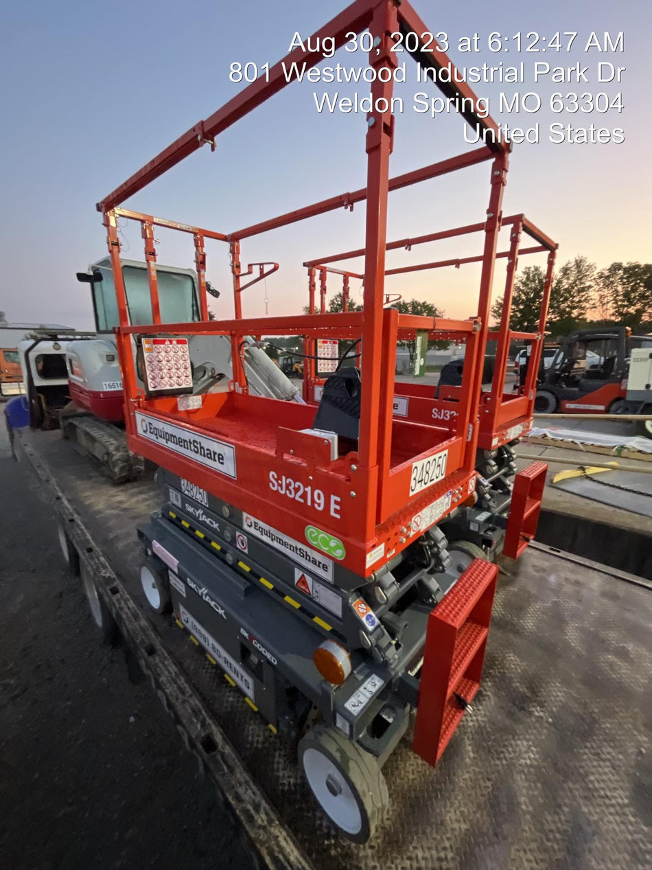 2023 SKYJACK SJ3219